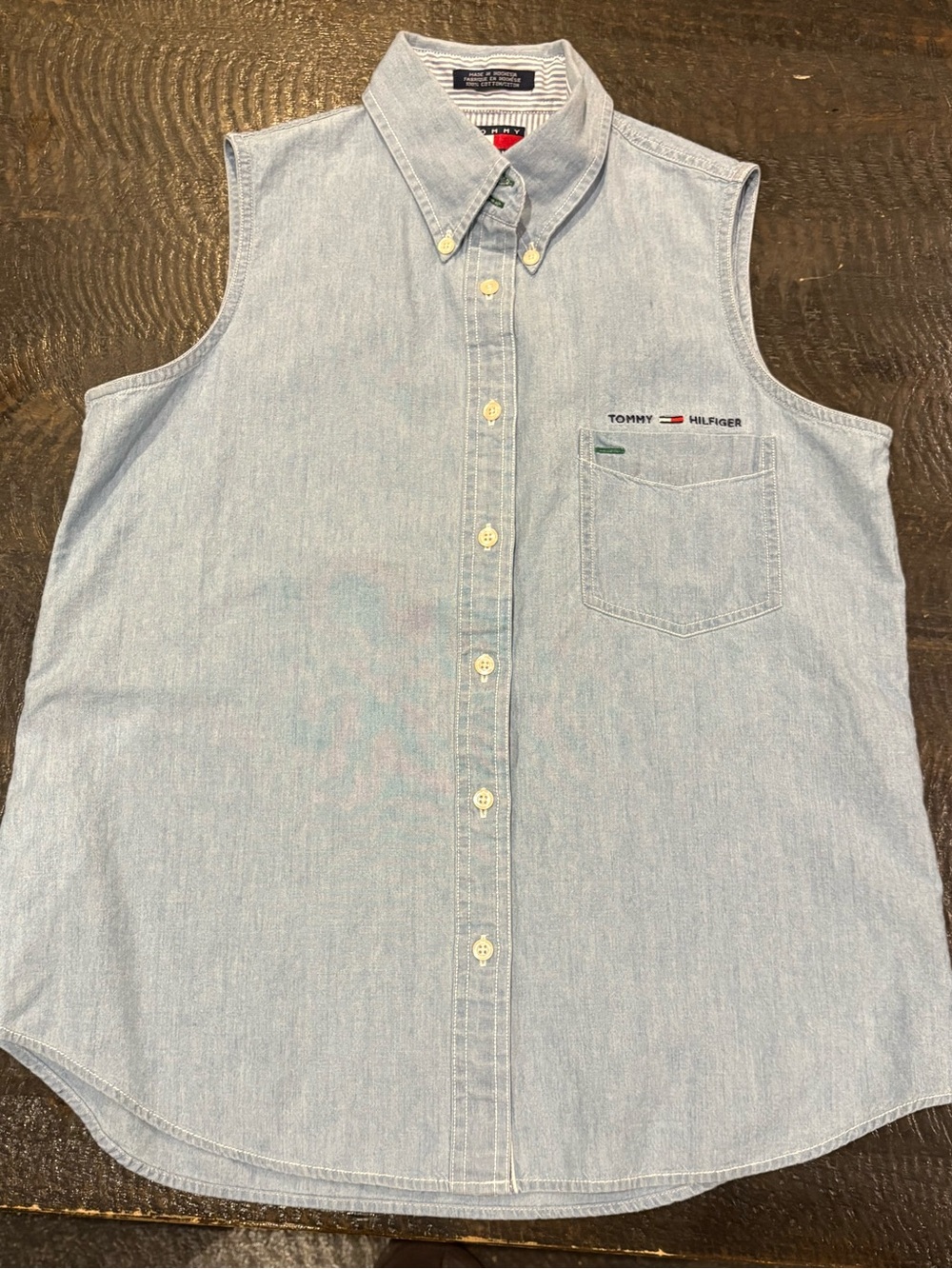 Tommy Hilfiger Pale Blue Sleeveless Denim Button-Up, size 10